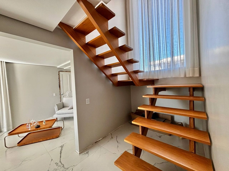 Casa 3 dormitórios sendo uma suíte no Salgado Filho: 4ª foto da galeria de imagens do imóvel