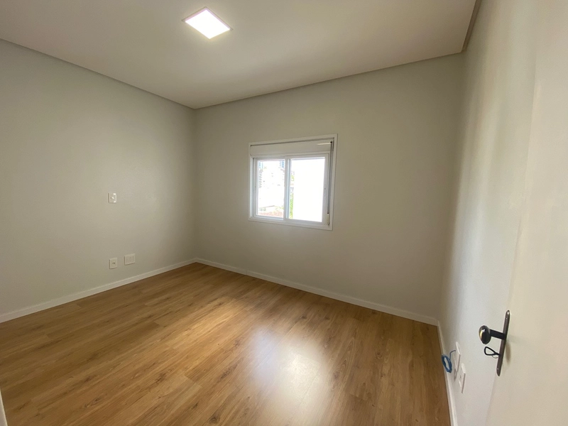 Apartamento semi mobiliado Pio X: 13ª foto da galeria de imagens do imóvel