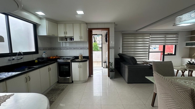 Cobertura Duplex Completa com Móveis Sob Medida em Caxias do Sul: 3ª foto da galeria de imagens do imóvel