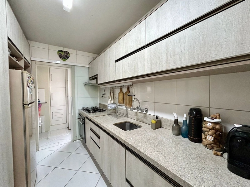 Apartamento Semimobiliado com Sacada e Churrasqueira no Desvio Rizzo: 6ª foto da galeria de imagens do imóvel