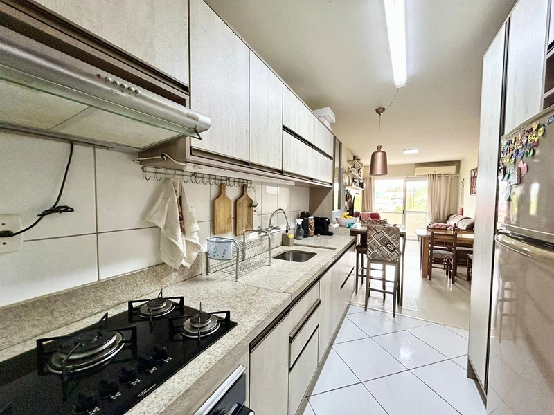 Apartamento Semimobiliado com Sacada e Churrasqueira no Desvio Rizzo: 7ª foto da galeria de imagens do imóvel