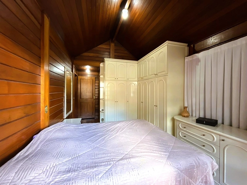 Casa de Esquina no Bairro Salgado Filho: 13ª foto da galeria de imagens do imóvel