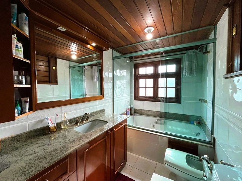 Casa de Esquina no Bairro Salgado Filho: 18ª foto da galeria de imagens do imóvel