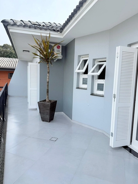 Casa com 4 dormitórios, sendo um suíte com closet: 30ª foto da galeria de imagens do imóvel