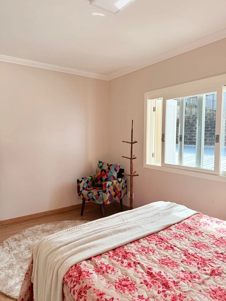 Casa com 4 dormitórios, sendo um suíte com closet: 23ª foto da galeria de imagens do imóvel