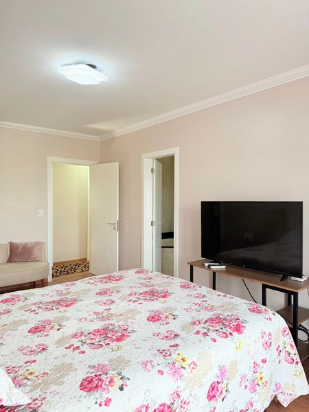 Casa com 4 dormitórios, sendo um suíte com closet: 17ª foto da galeria de imagens do imóvel