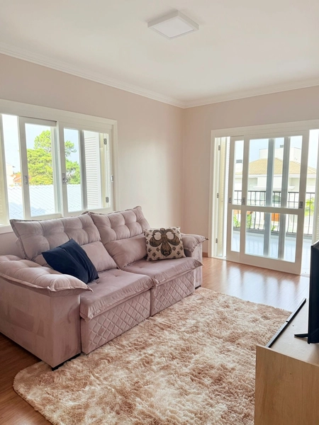 Casa com 4 dormitórios, sendo um suíte com closet: 25ª foto da galeria de imagens do imóvel