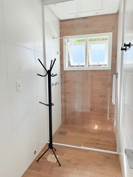 Casa com 4 dormitórios, sendo um suíte com closet: 27ª foto da galeria de imagens do imóvel