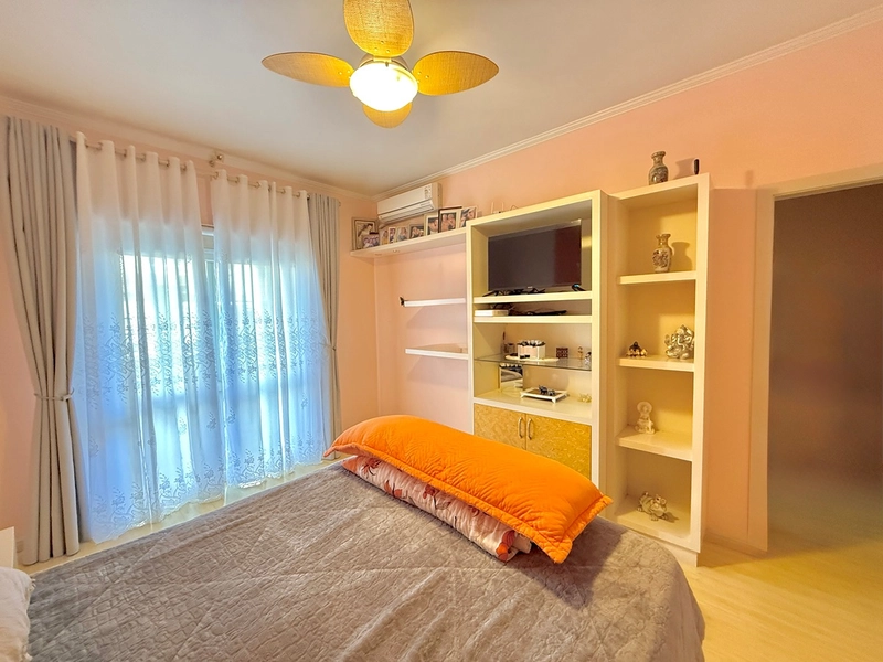 Casa Sobrado Duplex Mobiliada Próximo a Rua Luiz Michielon: 11ª foto da galeria de imagens do imóvel