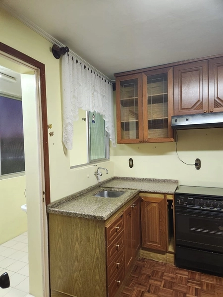  Apartamento Semimobiliado com 2 Quartos, Sol da Tarde e Sacada no Bairro Santa Catarina: 4ª foto da galeria de imagens do imóvel