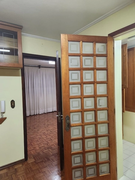  Apartamento Semimobiliado com 2 Quartos, Sol da Tarde e Sacada no Bairro Santa Catarina: 8ª foto da galeria de imagens do imóvel