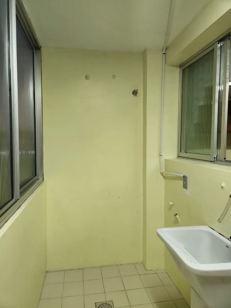  Apartamento Semimobiliado com 2 Quartos, Sol da Tarde e Sacada no Bairro Santa Catarina: 2ª foto da galeria de imagens do imóvel
