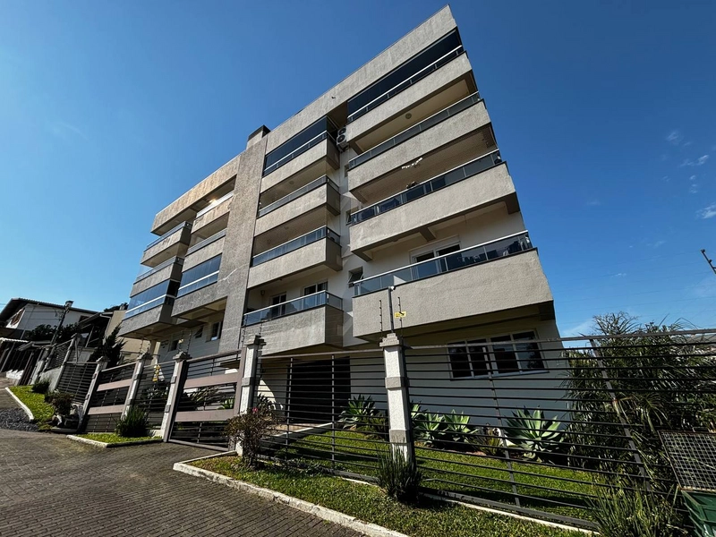 Apartamento 3 dormitórios sendo uma suíte no Colina Sorriso no: 1ª foto da galeria de imagens do imóvel