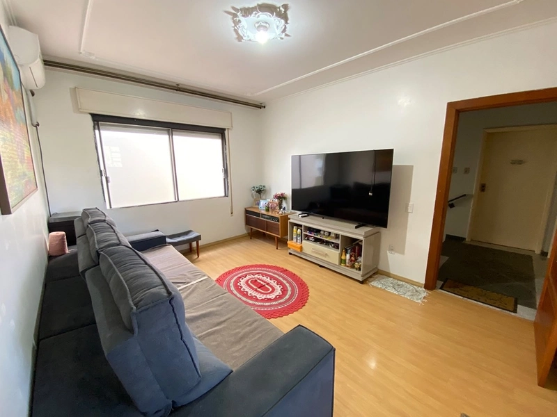 Apartamento no Centro com 2 quartos: 2ª foto da galeria de imagens do imóvel