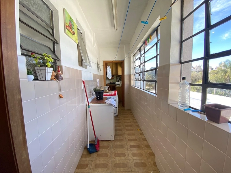 Apartamento no Centro com 2 quartos: 8ª foto da galeria de imagens do imóvel