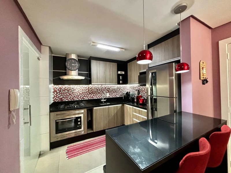 Apartamento 3 dormitórios sendo uma suíte no Centro: 3ª foto da galeria de imagens do imóvel