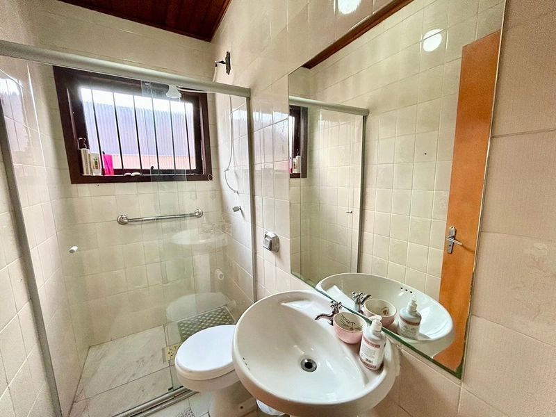 Casa com Piscina Aquecida e Quiosque em Excelente Localização no Colina Sorriso: 9ª foto da galeria de imagens do imóvel