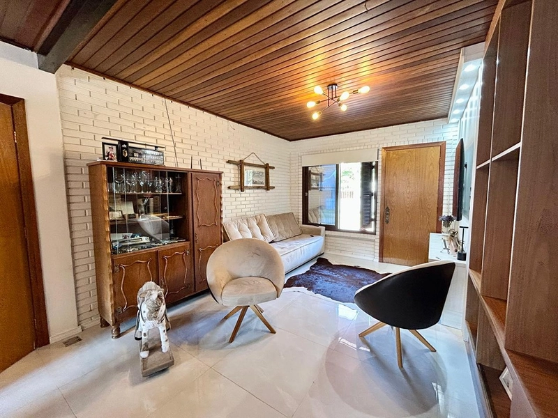 Casa com Piscina Aquecida e Quiosque em Excelente Localização no Colina Sorriso: 1ª foto da galeria de imagens do imóvel