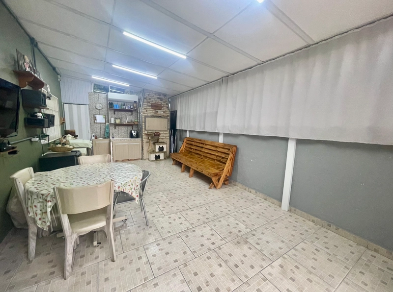 Casa com 2 dormitórios no desvio rizzo: 4ª foto da galeria de imagens do imóvel