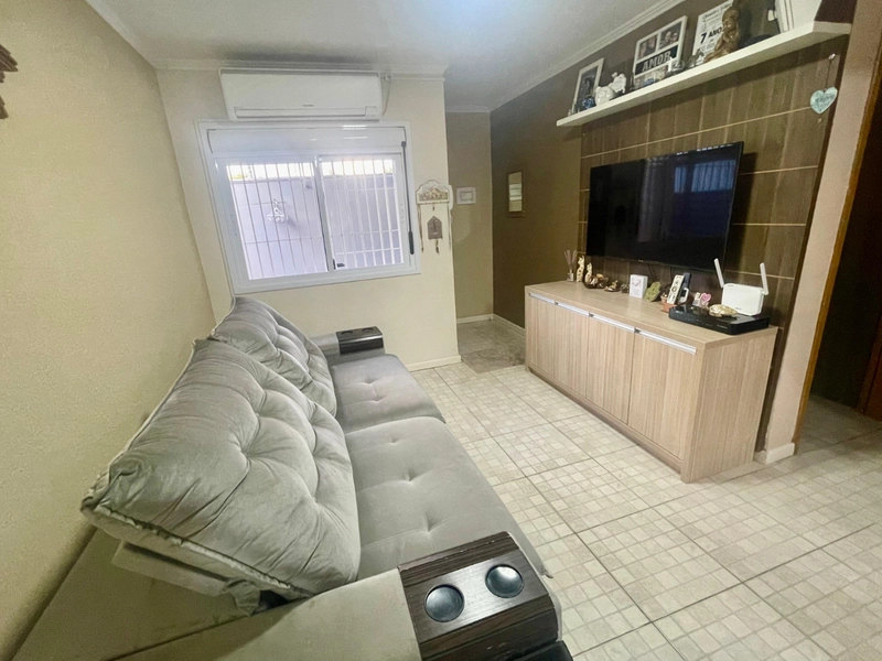 Casa com 2 dormitórios no desvio rizzo: 7ª foto da galeria de imagens do imóvel