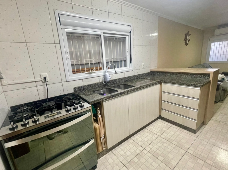 Casa com 2 dormitórios no desvio rizzo: 10ª foto da galeria de imagens do imóvel