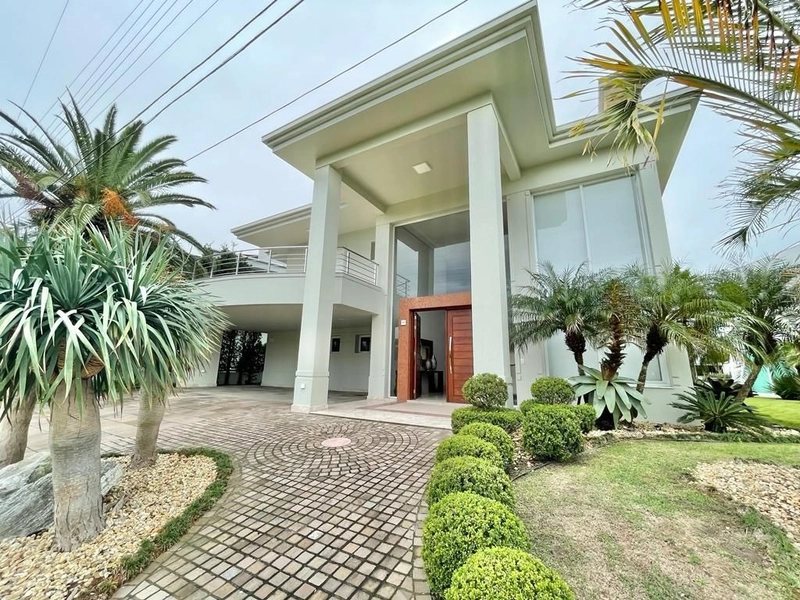 Sobrado beira lago com 6 suítes!: 1ª foto da galeria de imagens do imóvel