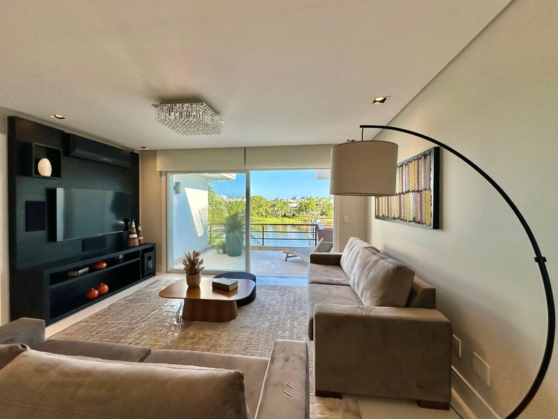 Sobrado de Alto Luxo com 6 suites: 24ª foto da galeria de imagens do imóvel
