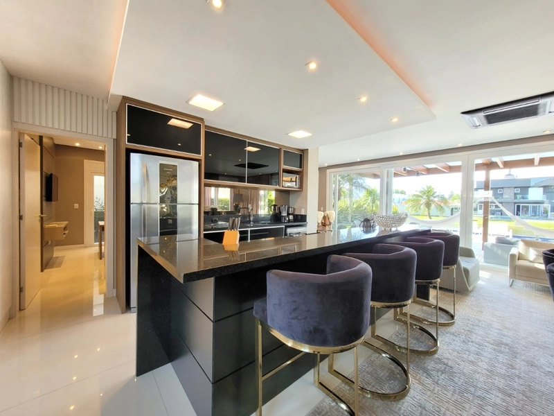 Sobrado alto padrão, beira de lago, mobiliado e decorado, no Condomínio Enseada Lagos em Xangri-lá!: 11ª foto da galeria de imagens do imóvel