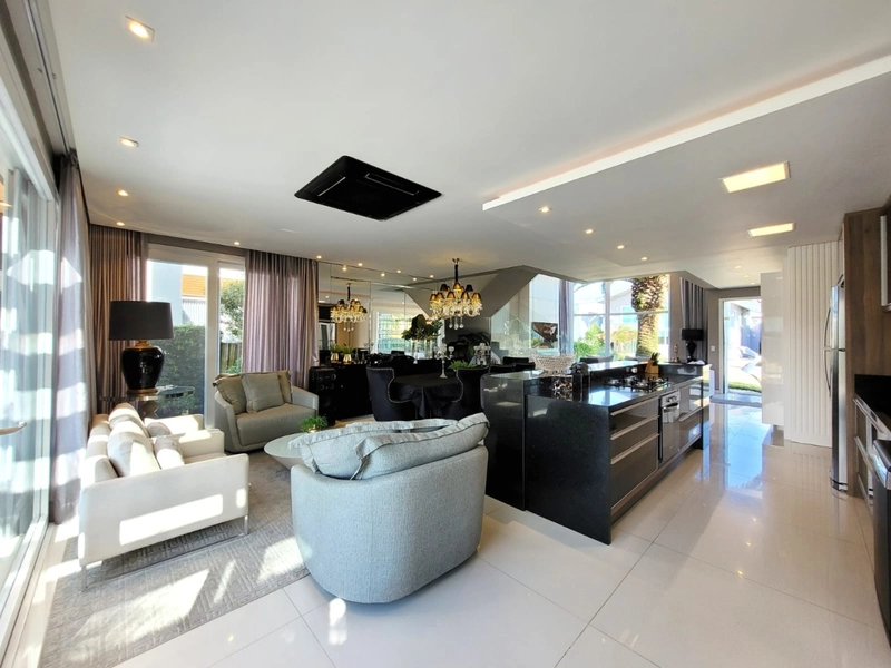 Sobrado alto padrão, beira de lago, mobiliado e decorado, no Condomínio Enseada Lagos em Xangri-lá!: 7ª foto da galeria de imagens do imóvel
