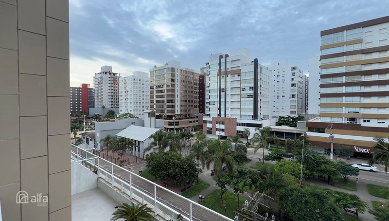 SOFISTICAÇÃO, CONFORTO E O PRIVILÉGIO DE ESTAR JUNTO À PRAÇA: 9ª foto da galeria de imagens do imóvel