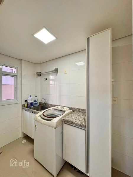 TERRAÇO PRIVATIVO, JACUZZI E A EXCLUSIVIDADE DA MELHOR REGIÃO DE CAPÃO: 21ª foto da galeria de imagens do imóvel