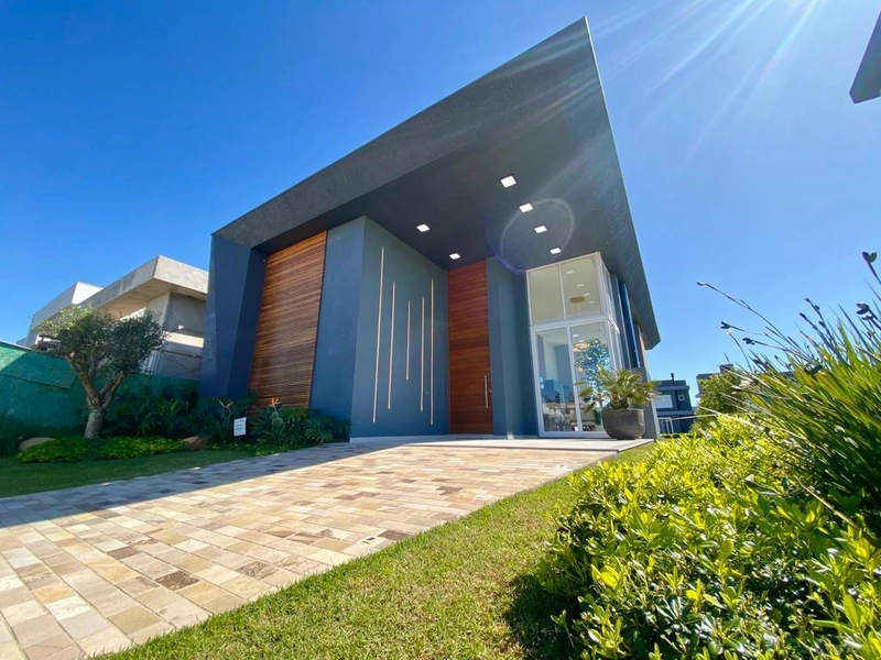 Casa térrea beira lago: 3ª foto da galeria de imagens do imóvel