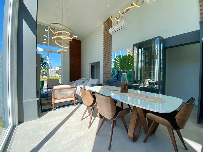 Casa térrea beira lago: 9ª foto da galeria de imagens do imóvel