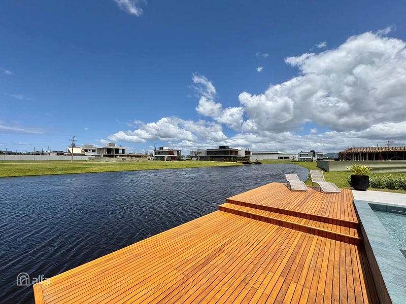 Sobrado de luxo com 5 suítes beira lago: 16ª foto da galeria de imagens do imóvel