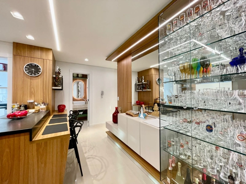 apartamento 3 dormitórios frente praça : 12ª foto da galeria de imagens do imóvel