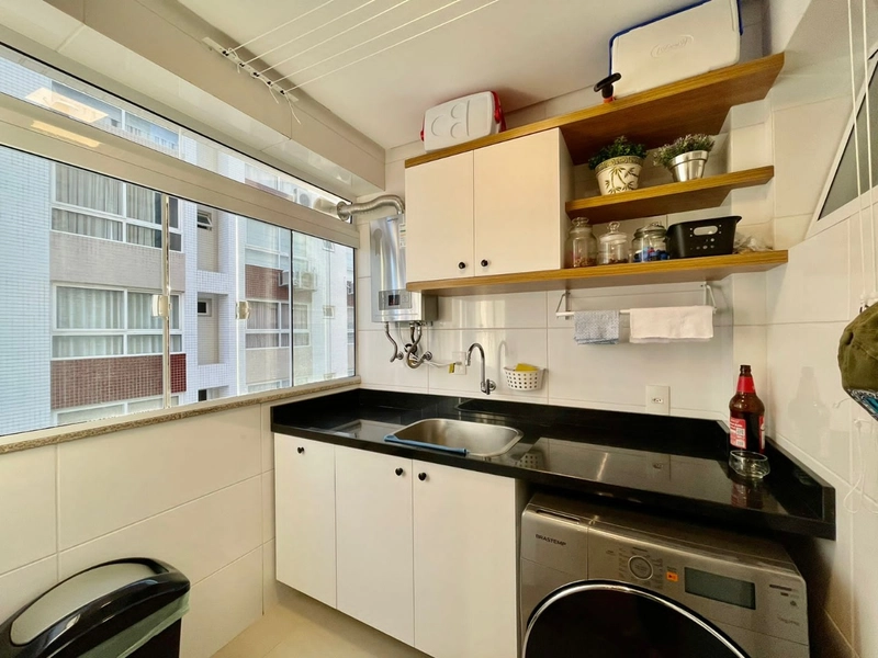 apartamento 3 dormitórios frente praça : 15ª foto da galeria de imagens do imóvel