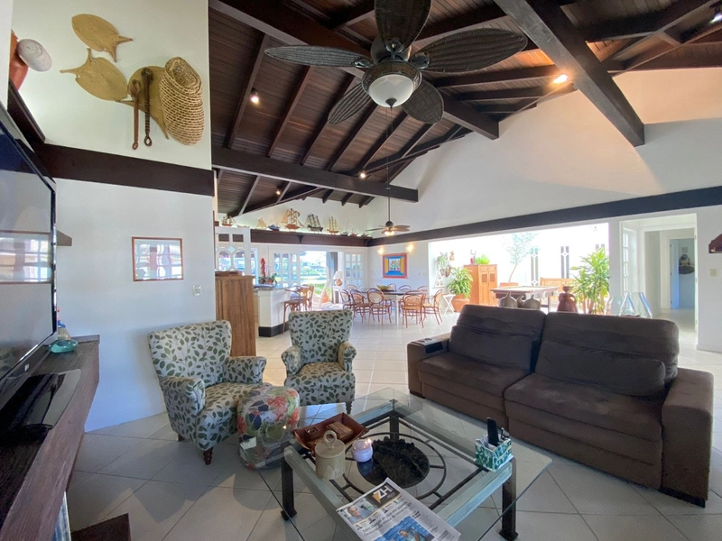 Casa beira lago com 4 suítes: 22ª foto da galeria de imagens do imóvel