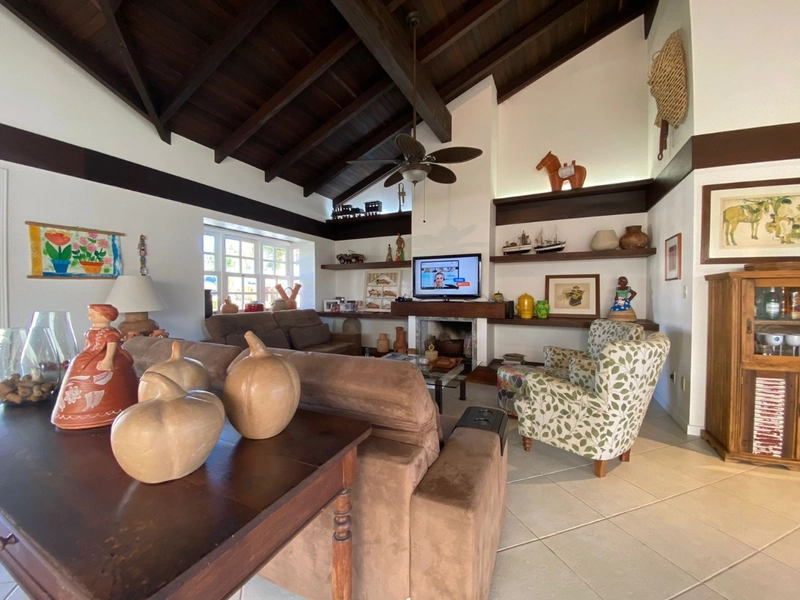Casa beira lago com 4 suítes: 23ª foto da galeria de imagens do imóvel