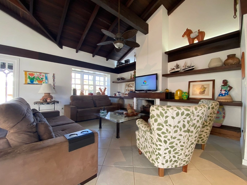 Casa beira lago com 4 suítes: 24ª foto da galeria de imagens do imóvel