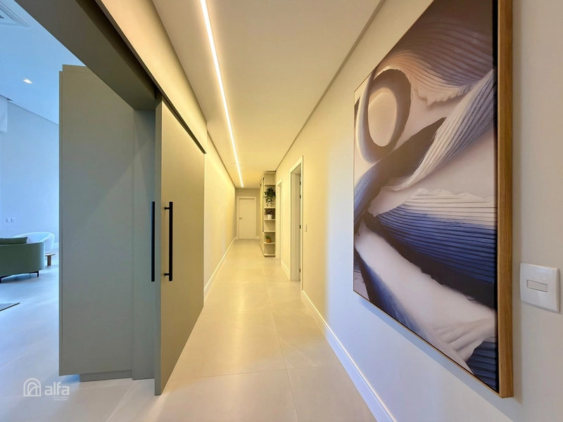 EXCLUSIVIDADE, SOFISTICAÇÃO E AMPITUDE EM UMA CASA TÉRREA DE LUXO EM ATLÂNTIDA: 36ª foto da galeria de imagens do imóvel