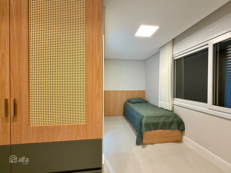 EXCLUSIVIDADE, SOFISTICAÇÃO E AMPITUDE EM UMA CASA TÉRREA DE LUXO EM ATLÂNTIDA: 50ª foto da galeria de imagens do imóvel
