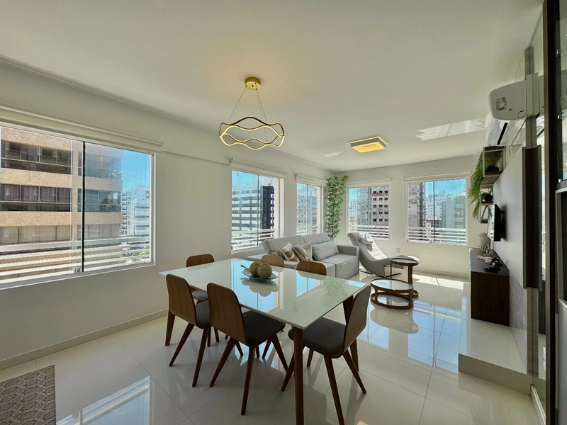 Lindo apartamento na Praça Tiarajú.: 8ª foto da galeria de imagens do imóvel