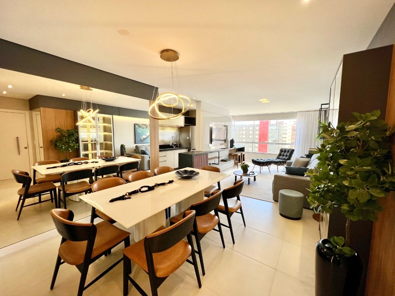 Belíssimo apartamento de 3 suítes na Praça Tiarajú: 1ª foto da galeria de imagens do imóvel