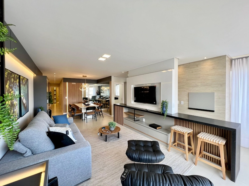 Belíssimo apartamento de 3 suítes na Praça Tiarajú: 3ª foto da galeria de imagens do imóvel