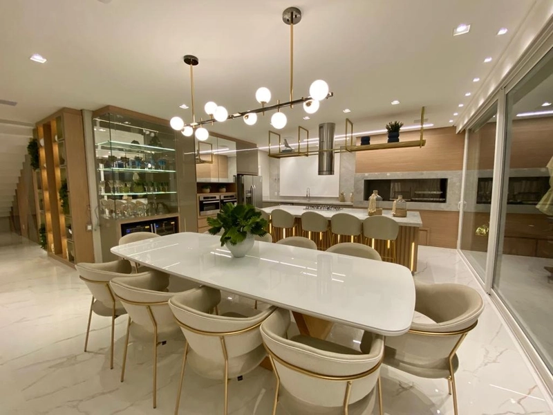 ALTO LUXO, VISTA PARA O LAGO E EXCLUSIVIDADE NO CONDOMÍNIO ENSEADA LAGOS: 14ª foto da galeria de imagens do imóvel