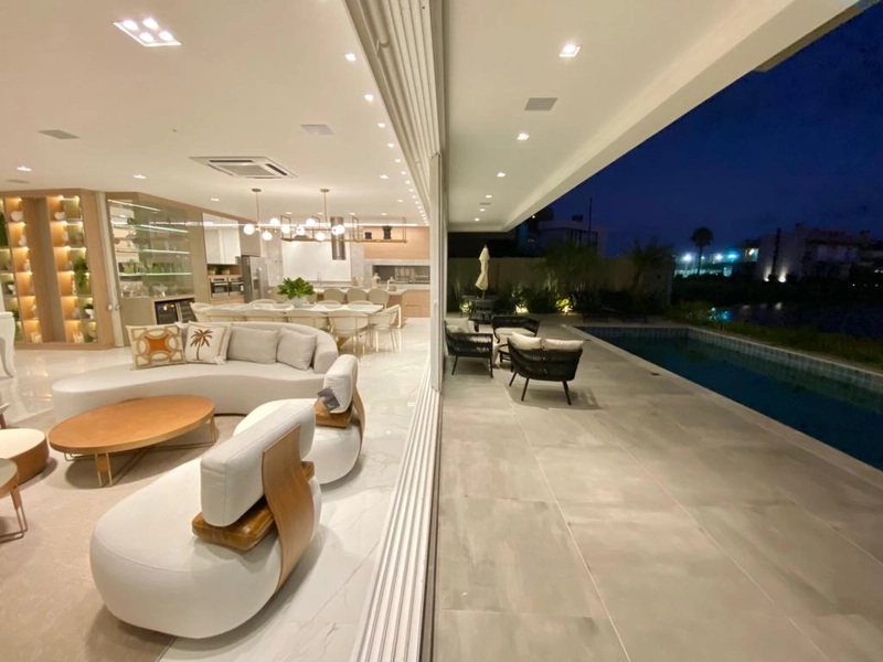 ALTO LUXO, VISTA PARA O LAGO E EXCLUSIVIDADE NO CONDOMÍNIO ENSEADA LAGOS: 17ª foto da galeria de imagens do imóvel