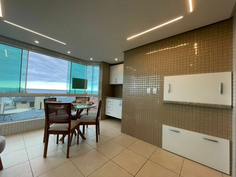 Apartamento à beira-mar com vista permanente para o oceano: 3ª foto da galeria de imagens do imóvel