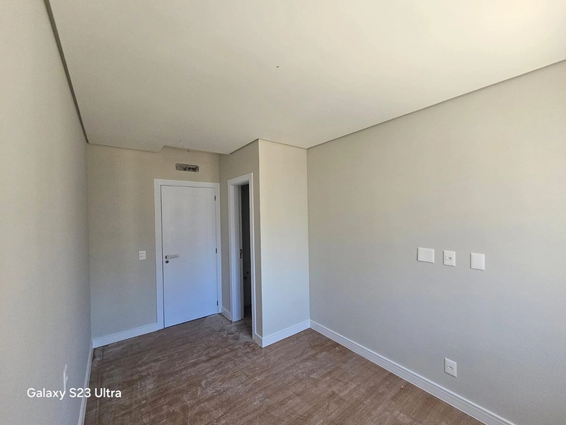 APARTAMENTO VAZIO COM 3 AMPLAS SUITES NO BAIRRO NAVEGANTES!!: 20ª foto da galeria de imagens do imóvel