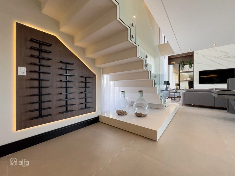 CASA DE ALTO PADRÃO COM 4 SUÍTES E PISCINA: 37ª foto da galeria de imagens do imóvel