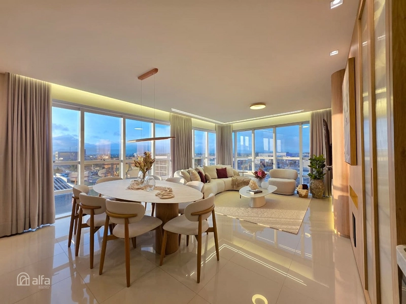 SOFISTICAÇÃO, AMPLITUDE E VISTA PANORÂMICA PARA A SERRA E O MAR: 10ª foto da galeria de imagens do imóvel
